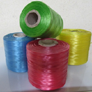 نخ پلاستیک کادویی